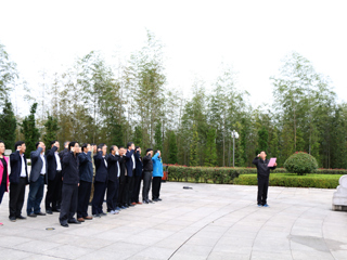 “两学一做”强基 红色基因铸魂——新葡京官网开展革命传统教育纪实