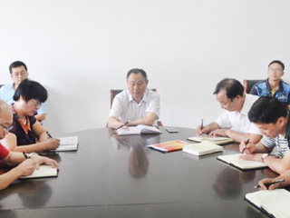 信息学院召开教职工政治理论学习推进会