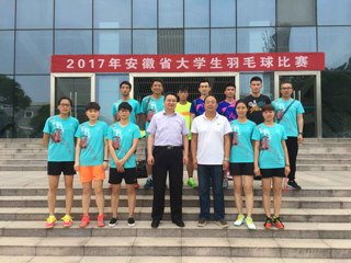 新葡京官网羽毛球健儿在省大学生羽毛球比赛上获得优异成绩