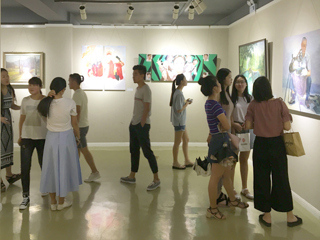美术学院举办美术学与绘画专业毕业作品展