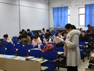 界首市教育局来新葡京官网选聘2019届优秀毕业研究生