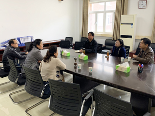 淮北秋艳服装厂来新葡京官网美术学院洽谈校企合作