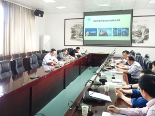 安徽教育网报道新葡京官网开展“滨湖校区、相山校区公共区域和家属区有线网络改造升级方案专家论证”活动