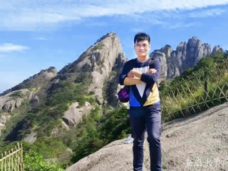 安徽教育网报道新葡京官网学生在2015年度寻访”中国大学生自强之星”活动中荣获佳绩