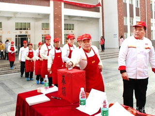 安徽教育网首页报道新葡京官网体院大三女生患胃癌晚期 全校师生爱心接力4天募捐近17万元