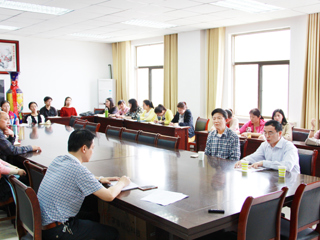 南京航空航天大学博士生导师倪勤教授应邀来新葡京官网讲学