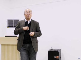 中国科学院大学科技管理学院院长霍国庆教授应邀来新葡京官网讲学