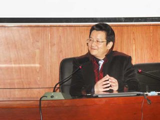 浙江师范大学郭克俭教授应邀来新葡京官网作学术报告