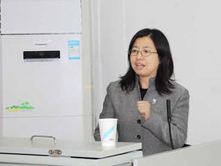 北京语言大学博士生导师李玲教授应邀来新葡京官网讲学