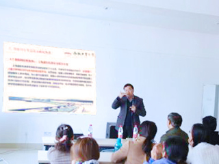 合肥工业大学管理学院院长梁昌勇教授应邀来新葡京官网讲学