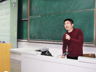 南京艺术学院施咏教授应邀来新葡京官网讲学