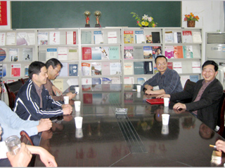 安徽大学陈宏光教授应邀来新葡京官网作学术报告