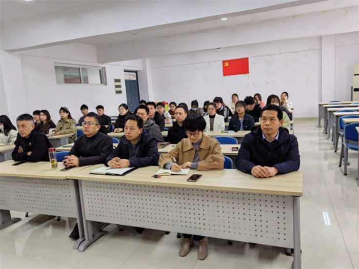 e234092d167845f889a30ab60f4bf45e.jpg e234092d167845f889a30ab60f4bf45e.jpg