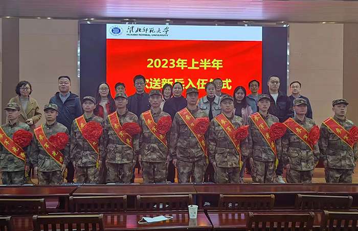 f770223053214adb91aac7899abcb769.jpg f770223053214adb91aac7899abcb769.jpg