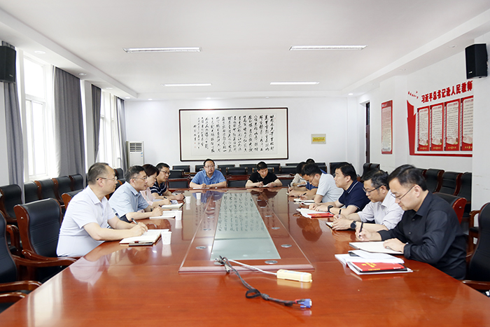 f18feed266bd45d1907106b8c25e777f.jpg f18feed266bd45d1907106b8c25e777f.jpg