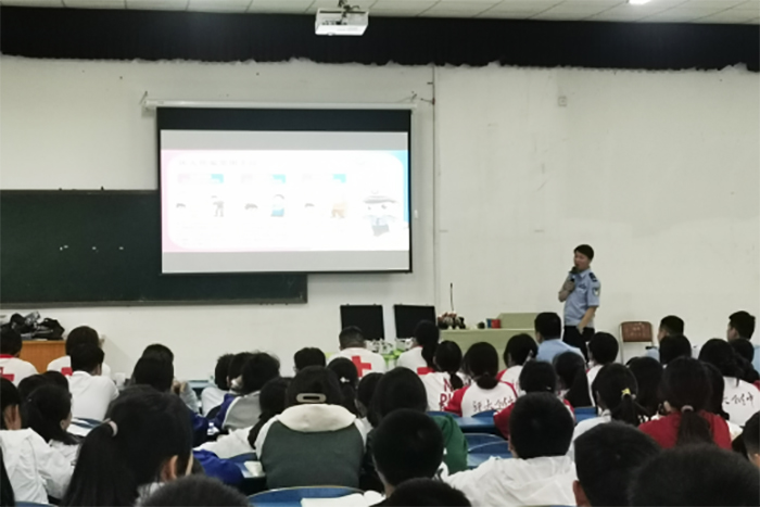 9ae5959350fd4d7ea8fb2a9dc45c7bd3.jpg 9ae5959350fd4d7ea8fb2a9dc45c7bd3.jpg