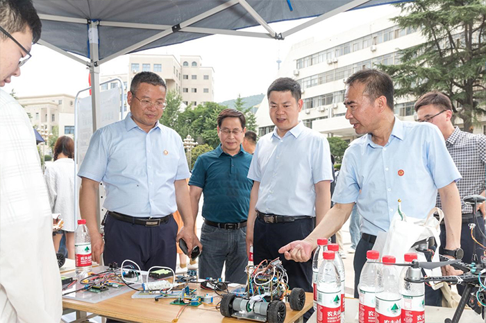 787704ff42b542b9abc54c46b63873f9.jpg 787704ff42b542b9abc54c46b63873f9.jpg