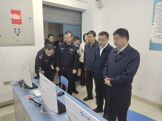 市政协主席、市委政法委书记钱界殊一行来新葡京官网调研反电诈工作
