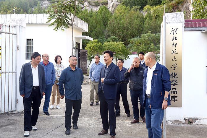 64da45c0a9c24727957ca5f9d377f5df.jpg 64da45c0a9c24727957ca5f9d377f5df.jpg