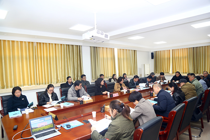 73b24d7c6bc245c580140f757903648d.jpg 73b24d7c6bc245c580140f757903648d.jpg