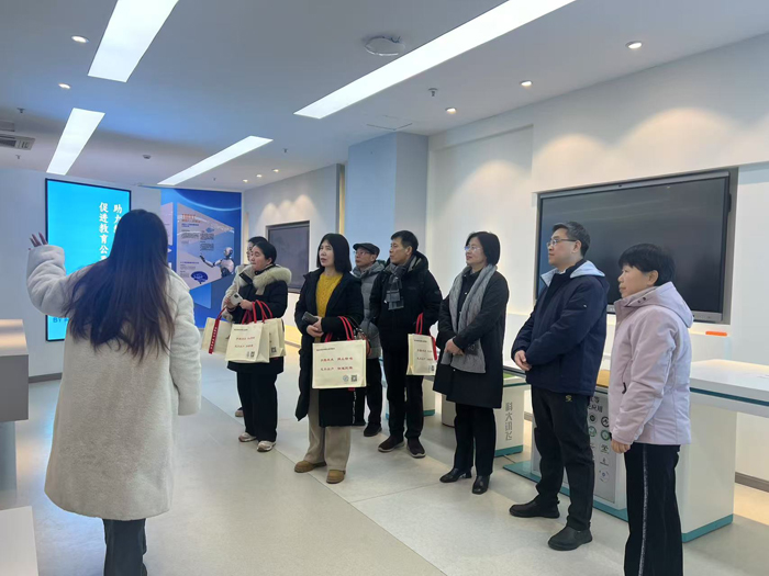 4b20668b7e824f8989433d28d873f45e.jpg 4b20668b7e824f8989433d28d873f45e.jpg