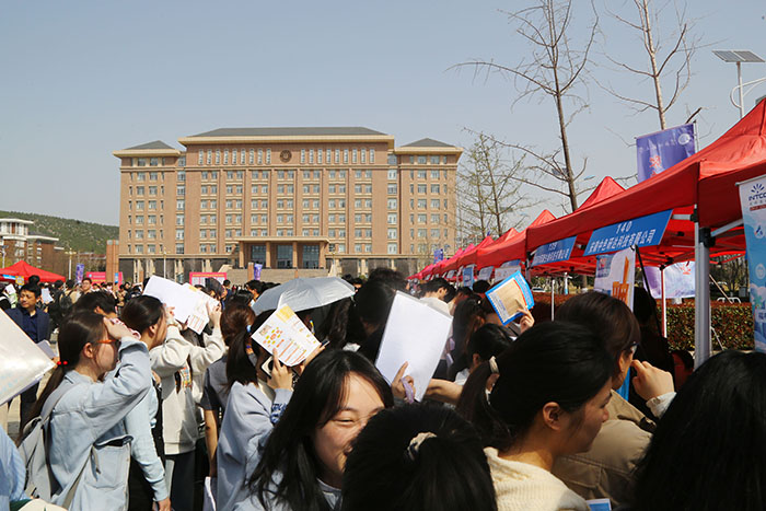 8da416d7c22146899424cf3c97aed529.jpg 8da416d7c22146899424cf3c97aed529.jpg